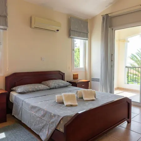 Holiday home Thalassia Peyia